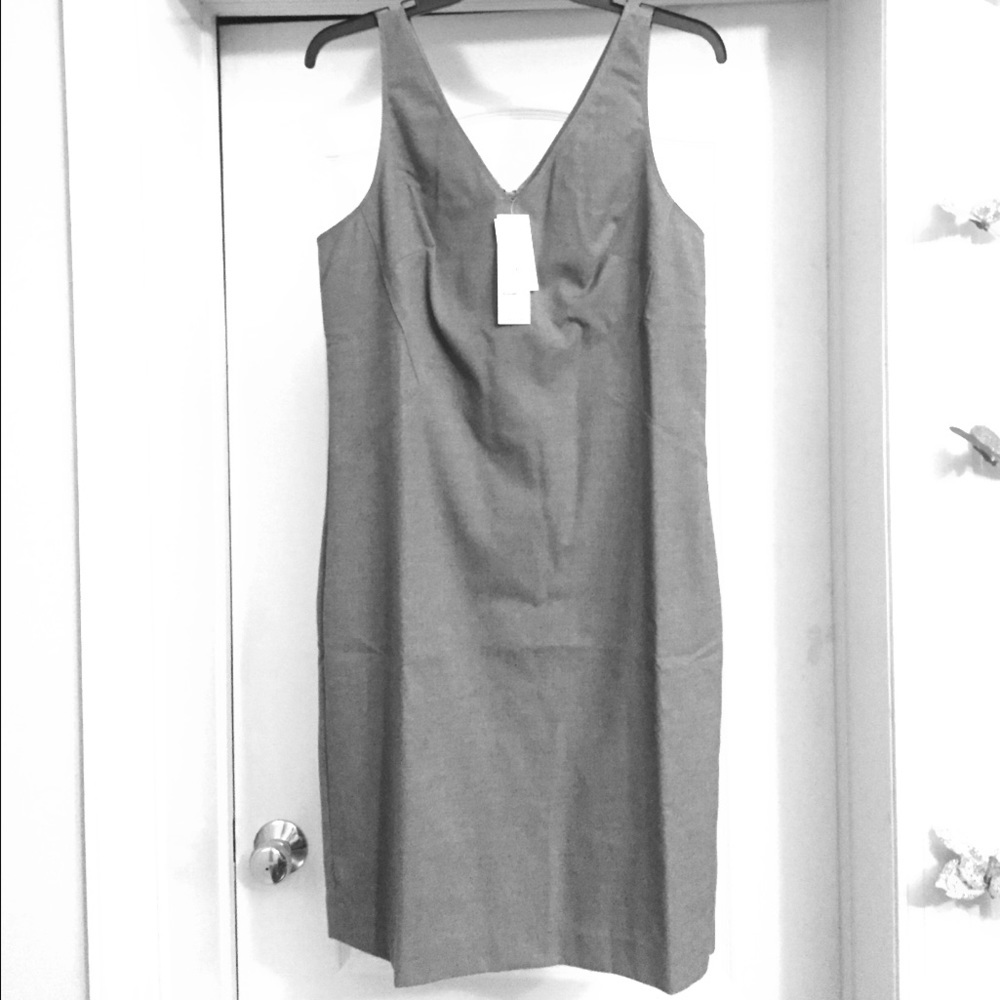NEW Luxe Brushed Twill Paneled Sheath Dress - Picture 2 of 2